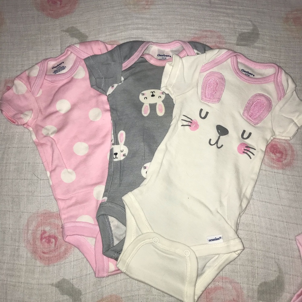 0-3 month girls onesies